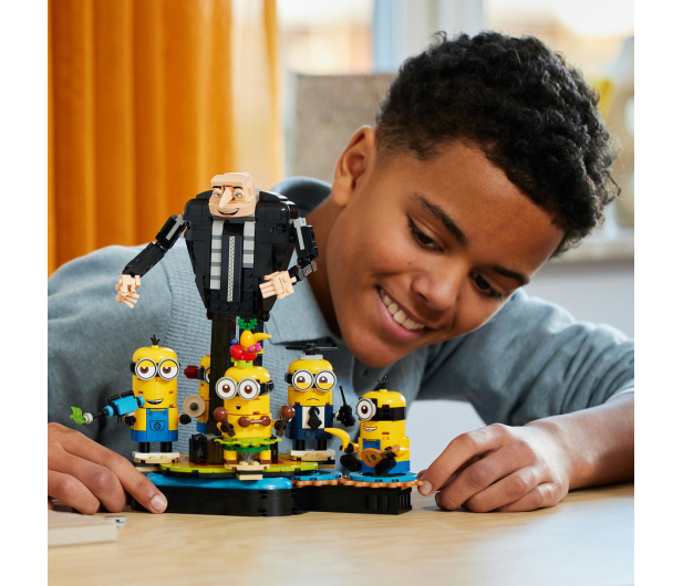 LEGO Depicable me 75582 Gru i minionki z klocków - 1274074 - zdjęcie 11